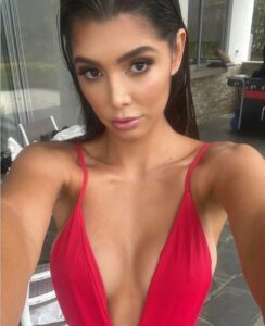 Clara
